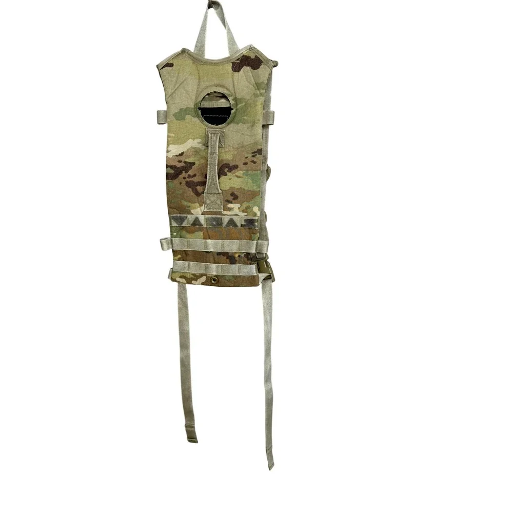 Lions Services Hydration Carrier Unisex OS Camo Nylon MOLLE II No Bladdet